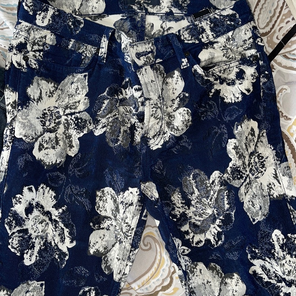 I had these pants for some years. I got them in the Los Angeles area.